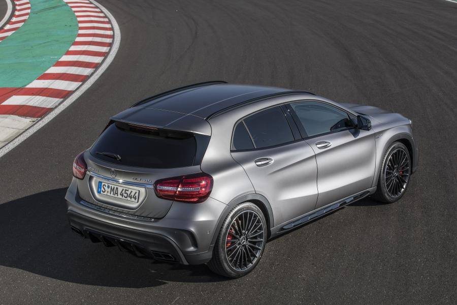  Mercedes-AMG GLA45 4Matic 2017 года  (WW) (фото 37 из 40)